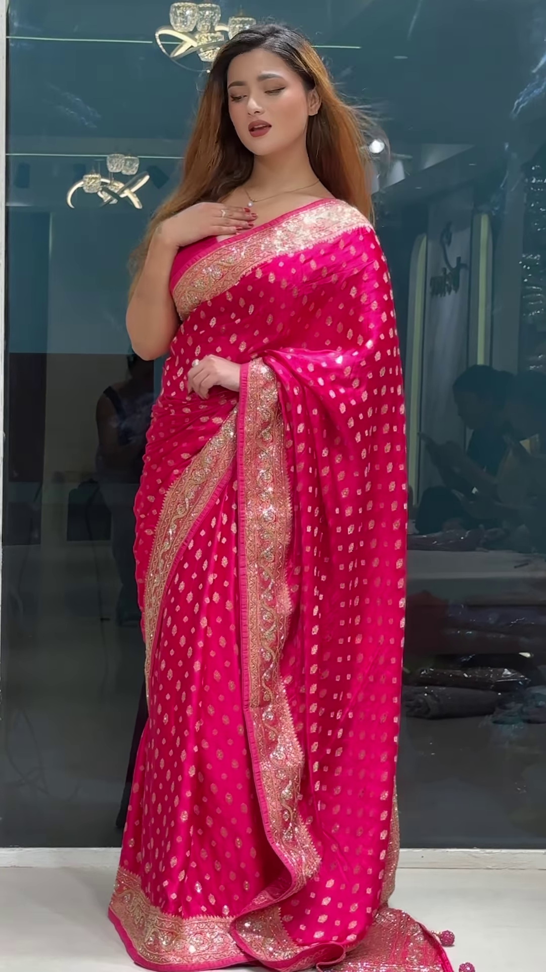 Ethnic Motifs Zari Banarasi Saree – A Timeless Banarasi Treasure