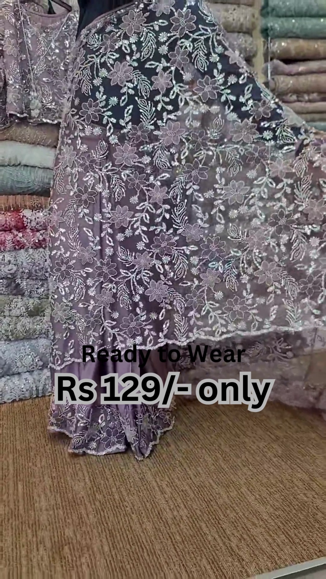 Elegant Purple Net Saree with Intricate Design - Image 3