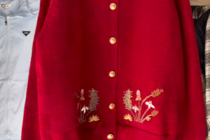 Floral Embroidery Knit Cardigan for Middle-Aged and Elderly Women – Loose, Large-Size, Long Design