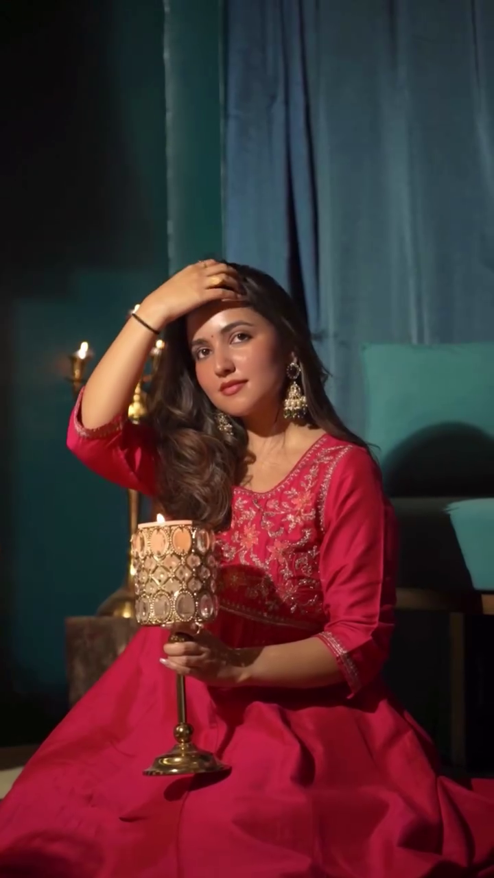 Festive Glow – Orange Silk Suit with Contrasting Dupatta - Image 9