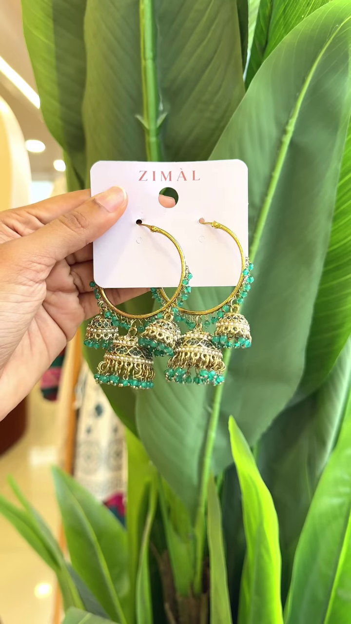 🌿 Enchanting Emerald Hoops: A Fusion of Tradition & Grace 🌿