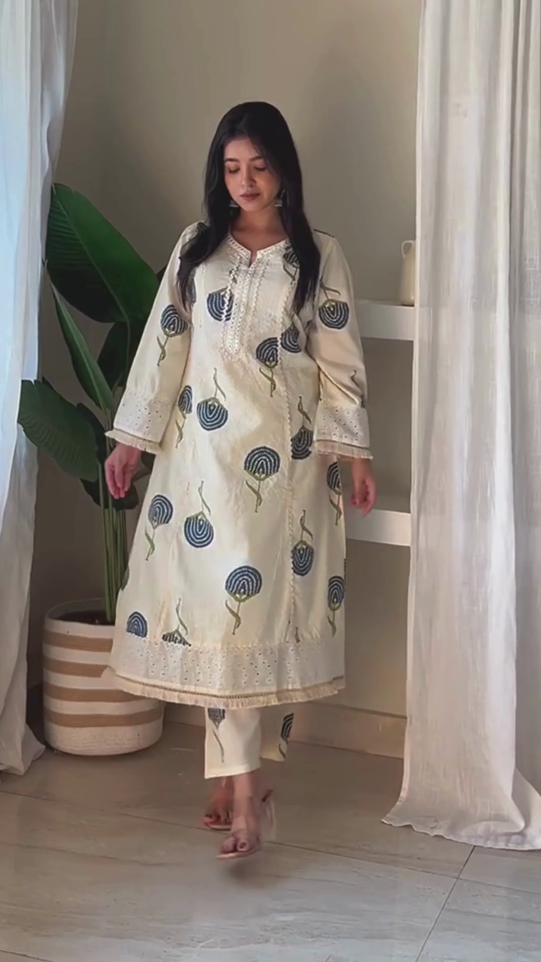 Elegant Floral Embroidered Ethnic Ensemble with Pants