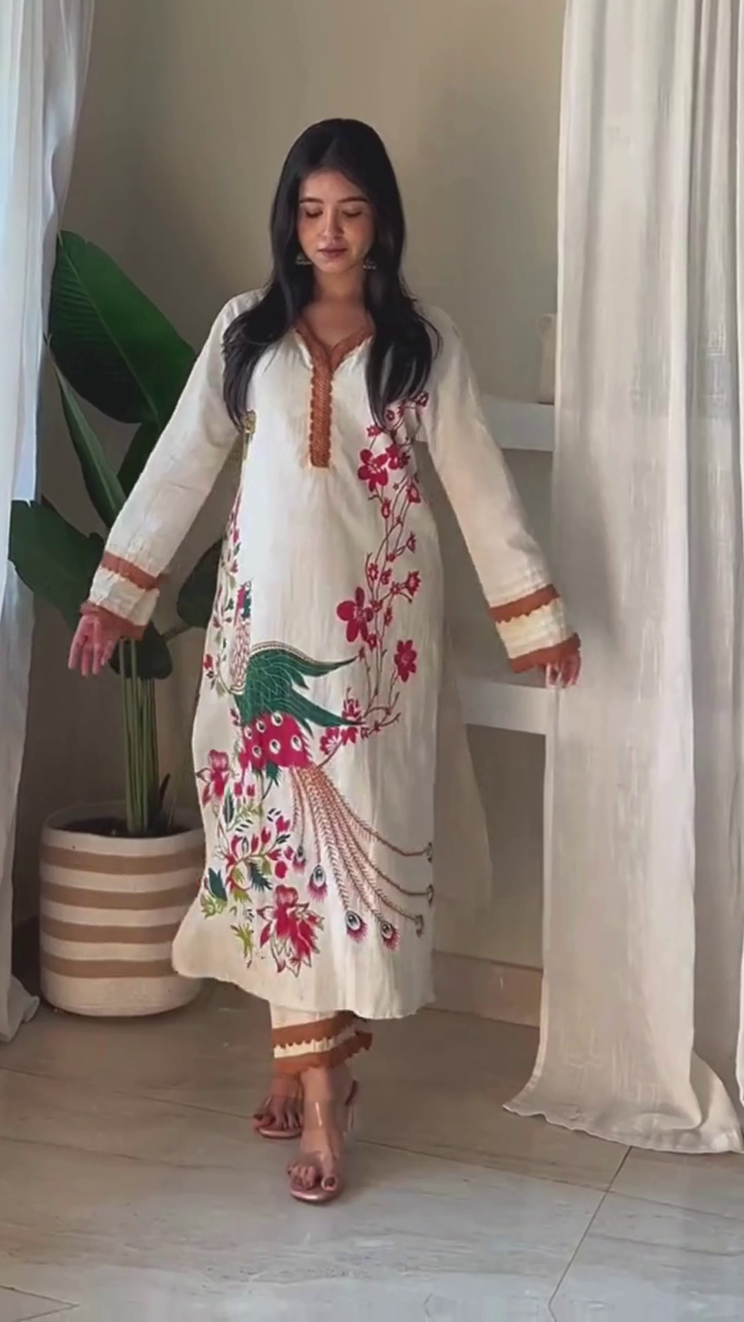 Elegant Floral Embroidered Ethnic Ensemble with Pants - Image 2