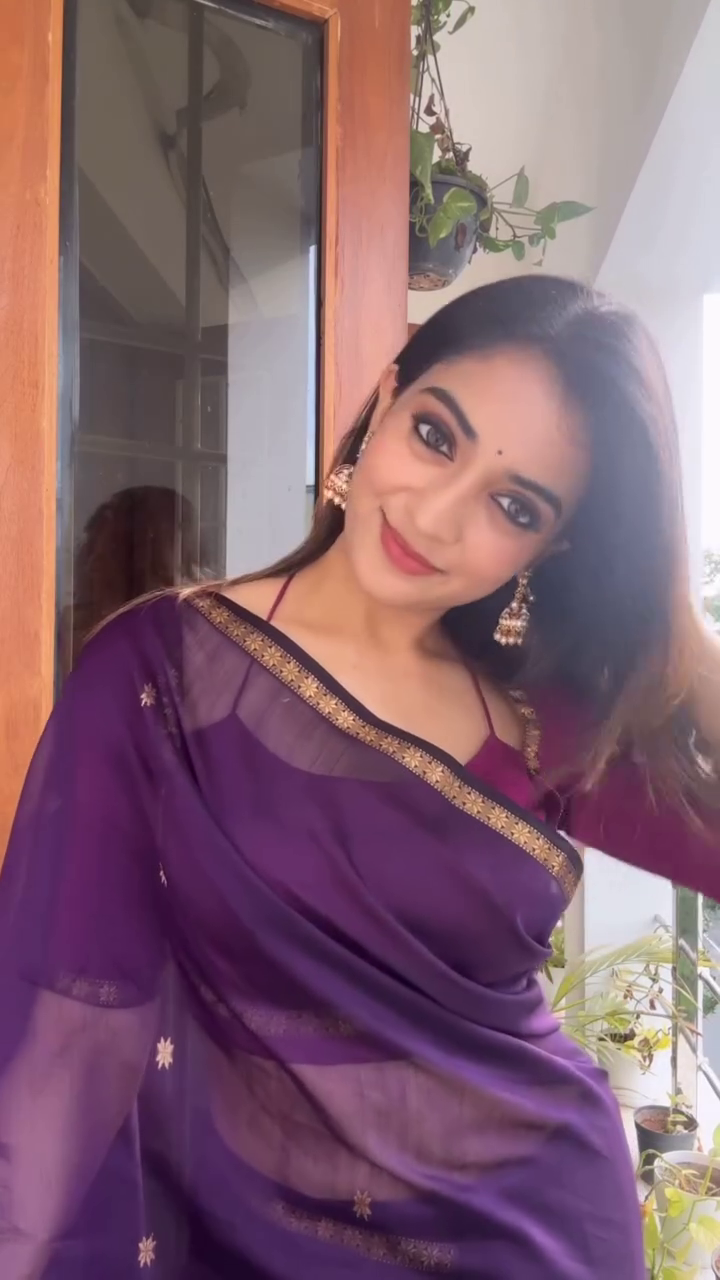 Elegant Ethnic Pink Saree with Intricate Embroidery and Stylish Blouse Set - Image 4