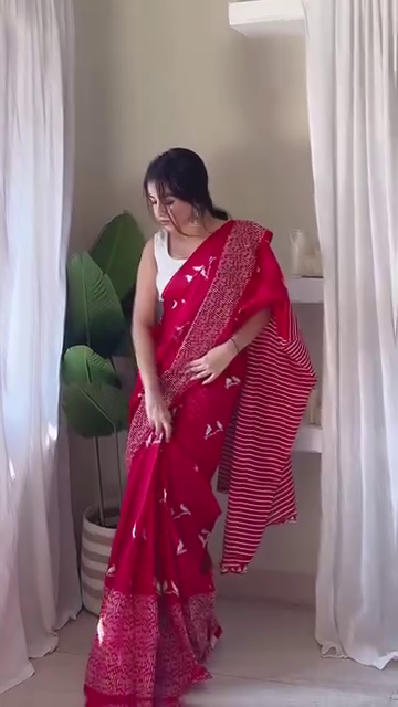 Vintage Mustard Yellow Cotton Saree with Bold Black Polka Dots, Contrast Border & Classic Striped Pallu – Handcrafted Ethnic Drape with Contemporary Twist” - Image 4