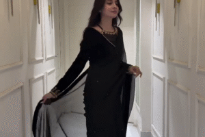 🖤 Classic Black Saree – The Epitome of Elegance & Timeless Grace 🖤