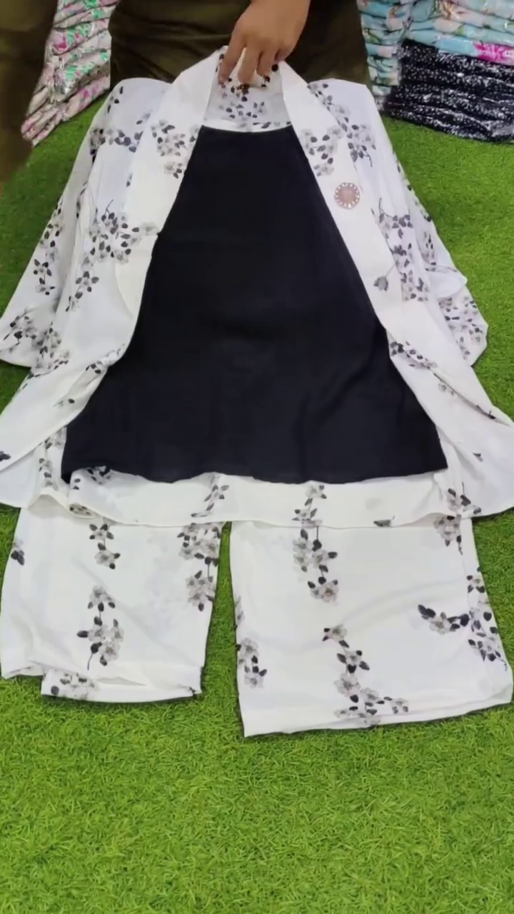 ✨ Monochrome Blossom Elegance: 3-Piece Floral Co-Ord Set with Inner & Shrug 🖤🤍🌿 - Image 3