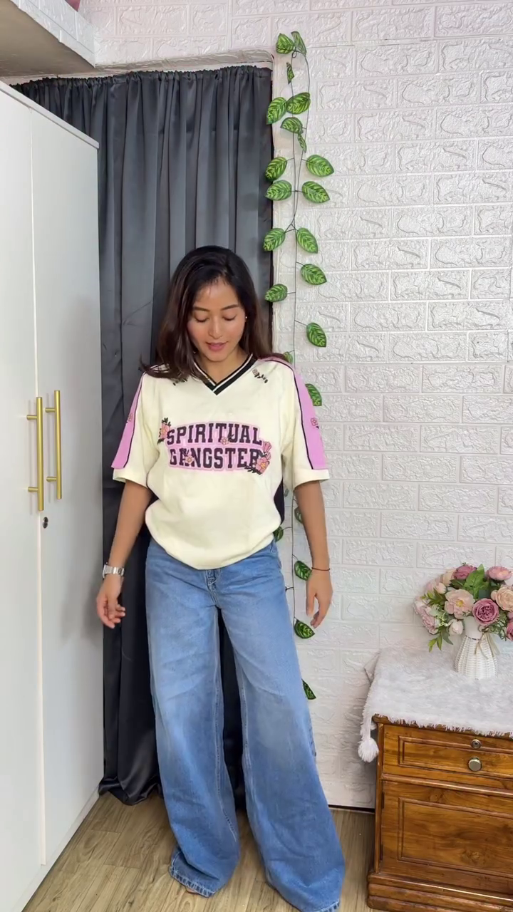 ✨ Premium Oversized Graphic Jersey Tees for Women | Trendy Streetwear Top (XXS–XXL) ✨ - Image 5