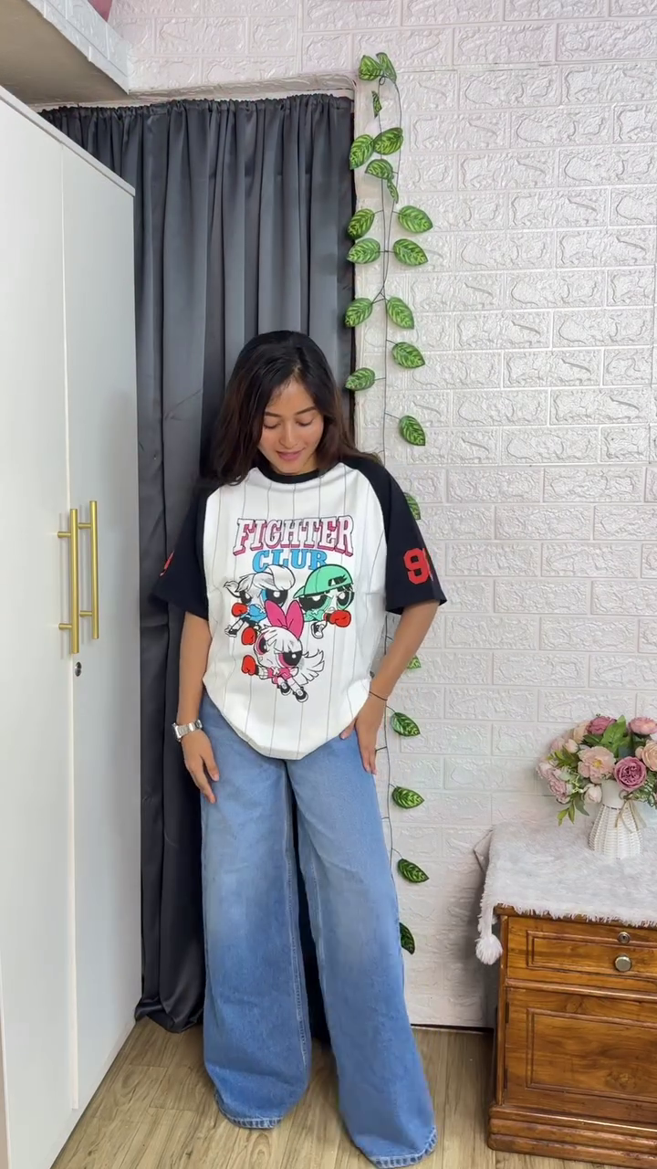 ✨ Premium Oversized Graphic Jersey Tees for Women | Trendy Streetwear Top (XXS–XXL) ✨ - Image 4