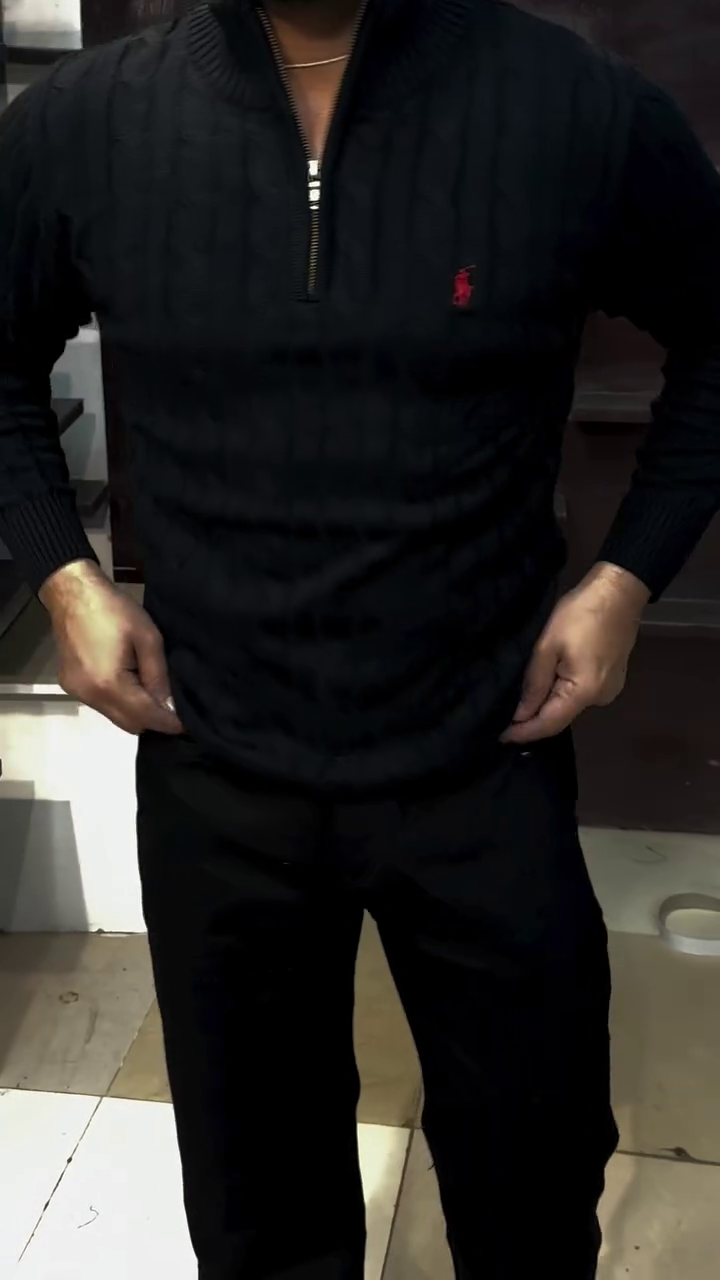 Premium Men’s Winter Half-Zip Sweater with Elbow Patch – Luxury Knitwear for Smart Casual Style - Image 3