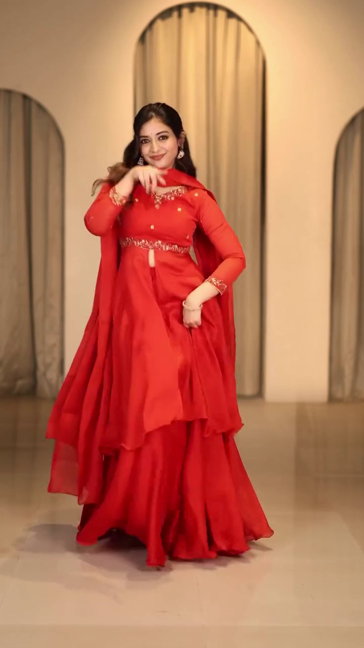 Luxury Festive Women’s Ethnic Collection – Premium Designer Sarees, Gowns & Lehengas ✨ - Image 9