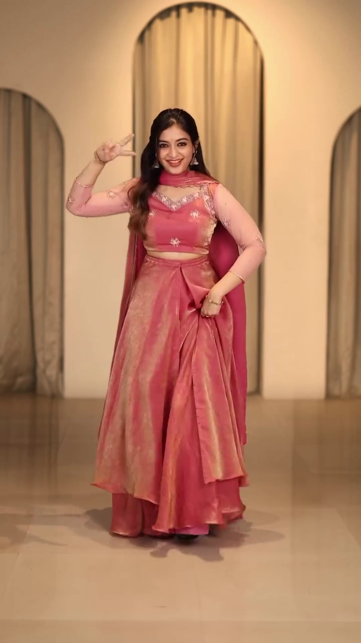 Luxury Festive Women’s Ethnic Collection – Premium Designer Sarees, Gowns & Lehengas ✨ - Image 8