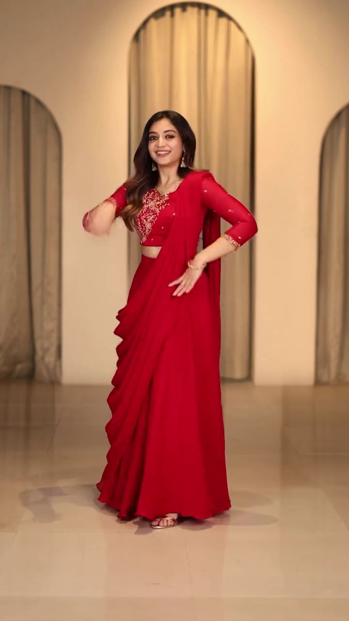 Luxury Festive Women’s Ethnic Collection – Premium Designer Sarees, Gowns & Lehengas ✨ - Image 4