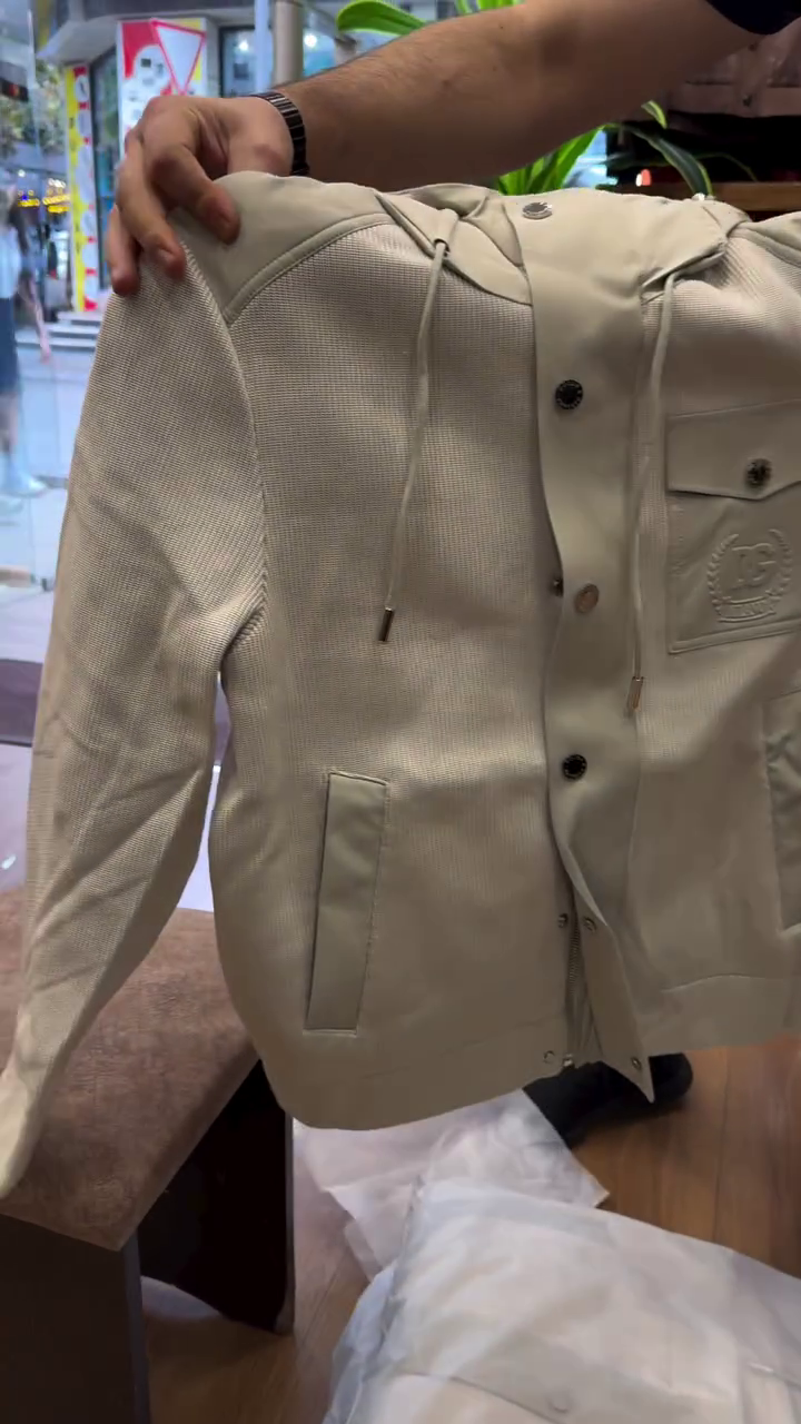 “Premium Korean Puffer Hoodie Jacket | Luxury Winter Streetwear | Ultra Warm Thick Fabric | Unisex | Sizes XXS to XXL 😍🧥” - Image 2