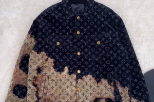 🔥 Luxury Street Monogram Denim Jacket – Vintage Wash Edition 🔥