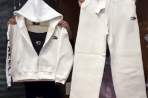 Urban Comfort Luxe Tracksuit Set – Effortless Style, Ultimate Comfort 🤍🔥