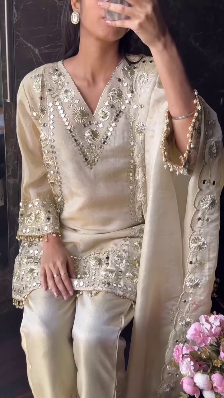 💛 Yellow Gotta Mirror Premium Crepe Tissue Suit Set – Elegant, Festive & Timeless 💛 - Image 2