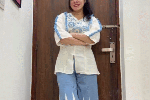 🌸 Effortless Elegance: Floral Embroidered Cotton V-Neck Tunic with Palazzo Co-ords 🌿