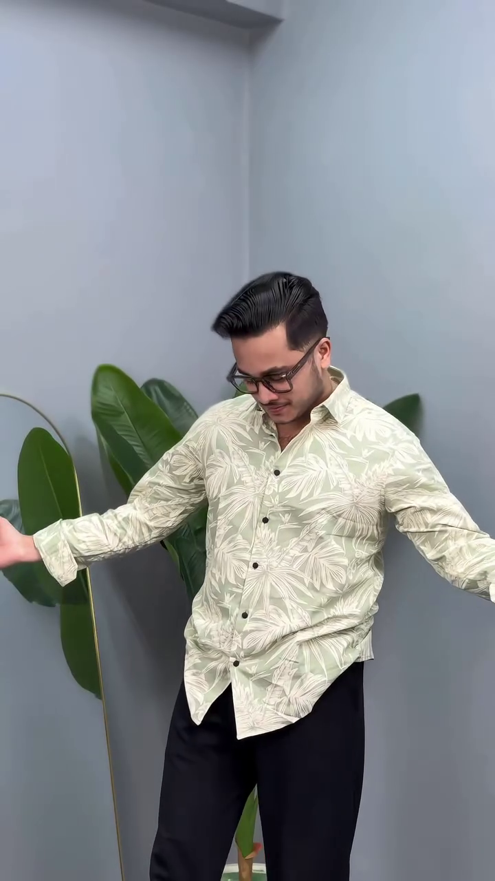 🌴 Vibrant & Breezy: Tropical Printed Casual Shirt 🌴