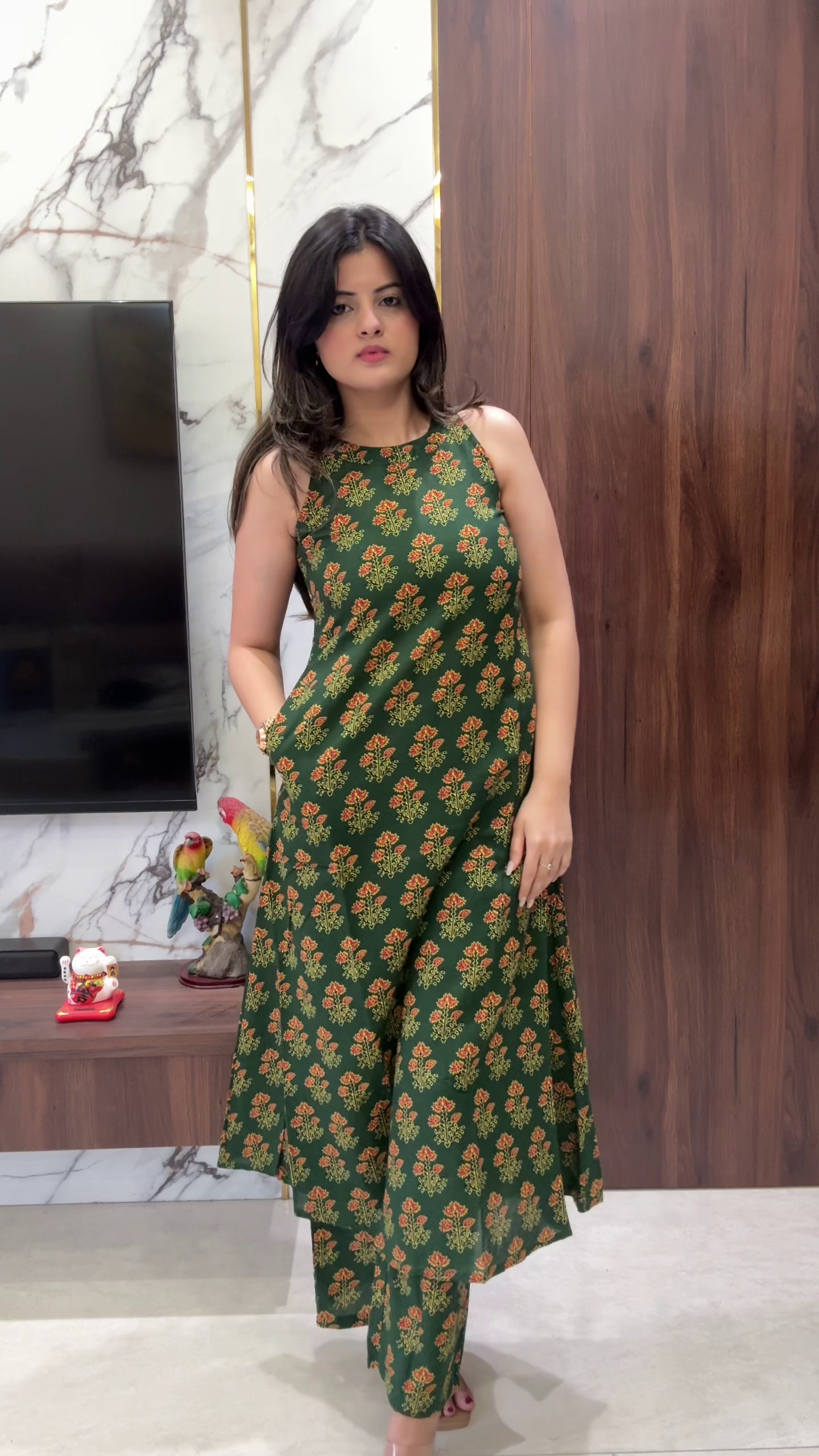 🌸 Elegant Ethnic Charm: Printed Kurta with Palazzos for Effortless Style 🌸 - Image 3