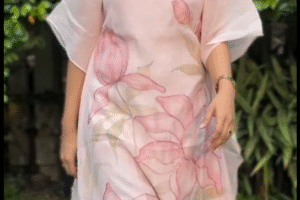 Hand-Painted Lotus Motif Kaftan Dress – Artisanal Elegance by The Âme Stories