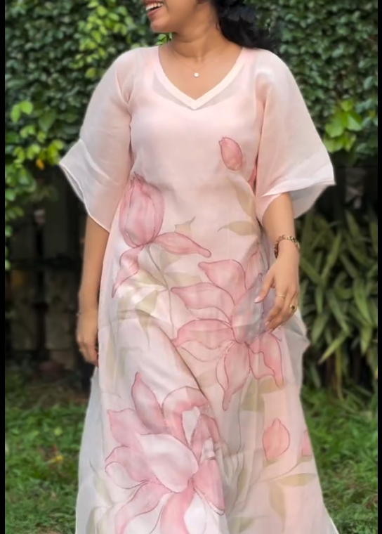 Hand-Painted Lotus Motif Kaftan Dress – Artisanal Elegance by The Âme Stories