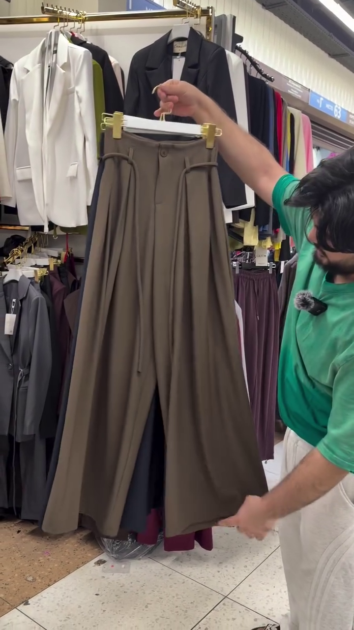 👖 Women’s Pleated Wide-Leg Trousers – Elegant Comfort with Modern Sophistication ✨