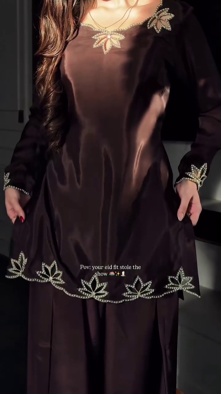 Elegant Luxury 3-Piece Suit Set with Silver Leaf Embroidery by ISRL ENTERPRISE - Image 2