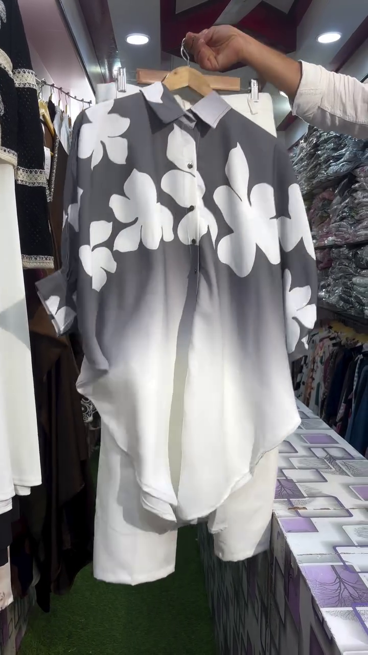 Purple & White Floral Print Button-Down Tunic Co-Ord Set – Elegant Two-Piece Style - Image 2