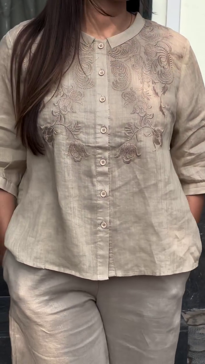 Manan Design Kisa Hand-Embroidered Beige Linen Kurta – Elegant Artisanal Craftsmanship