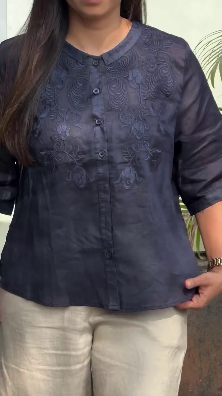 Manan Design Kisa Hand-Embroidered Beige Linen Kurta – Elegant Artisanal Craftsmanship - Image 2