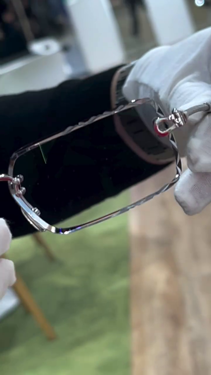 🕶️✨ Sleek Luxury Redefined: Rimless Sunglasses with Geometric Precision - Image 3