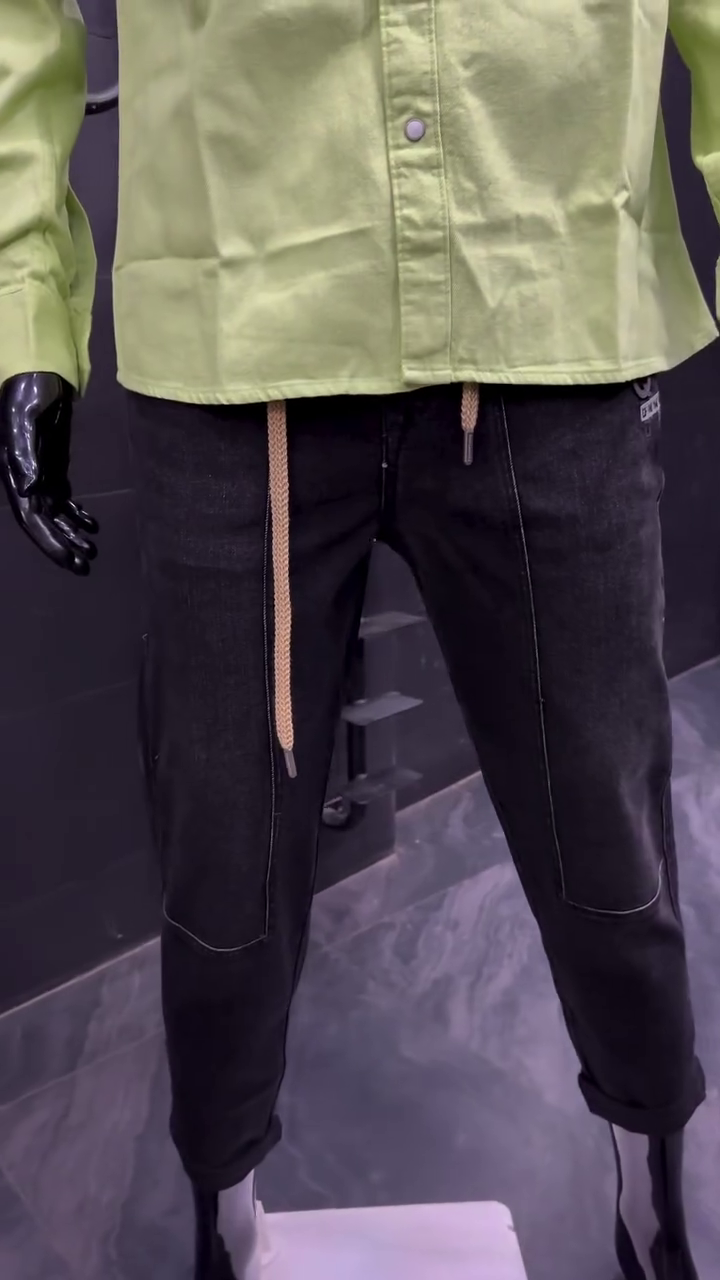 Urban Edge: Bold Streetwear with a Neon Pop - Image 2