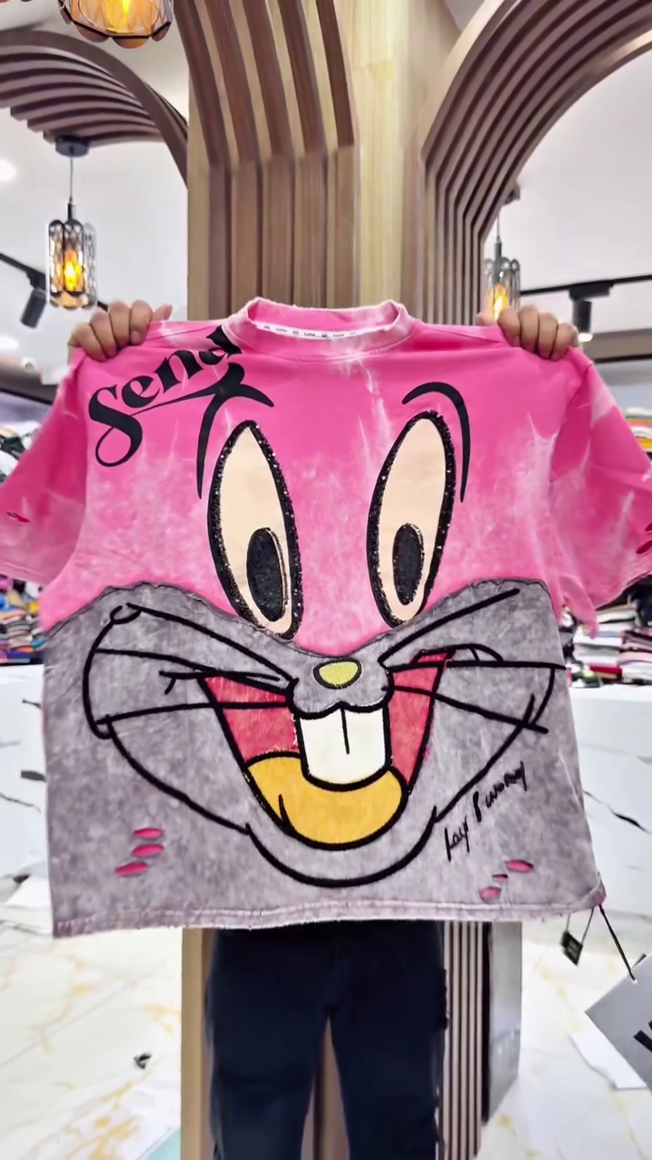 Pop Culture Vibes: Bold Cartoon Tee with Street Style Edge