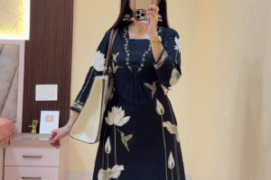 Office Elegance: Minimal Ethnic Wear with a Sophisticated Touch
