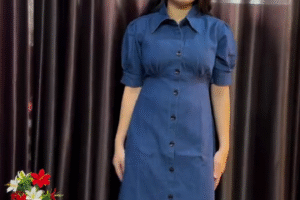 Effortless Elegance: Classic Navy Midi Dress for Everyday Sophistication