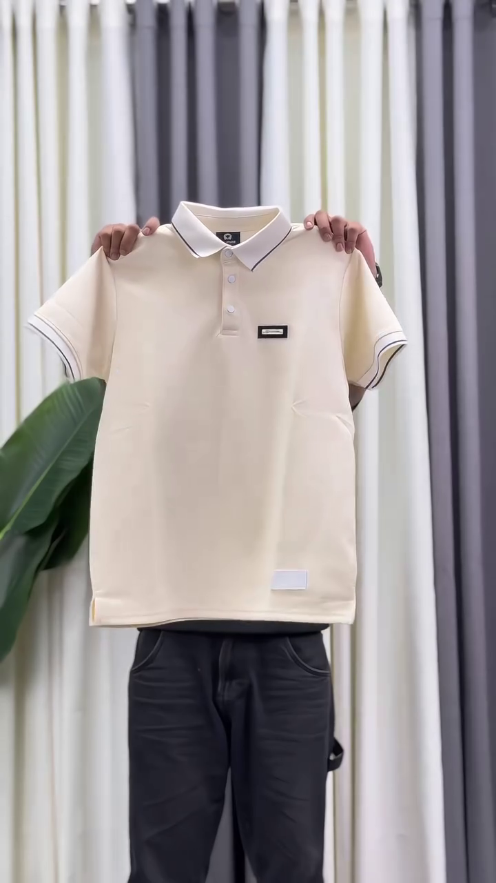 🤍👕 Minimal Polo, Maximum Versatility