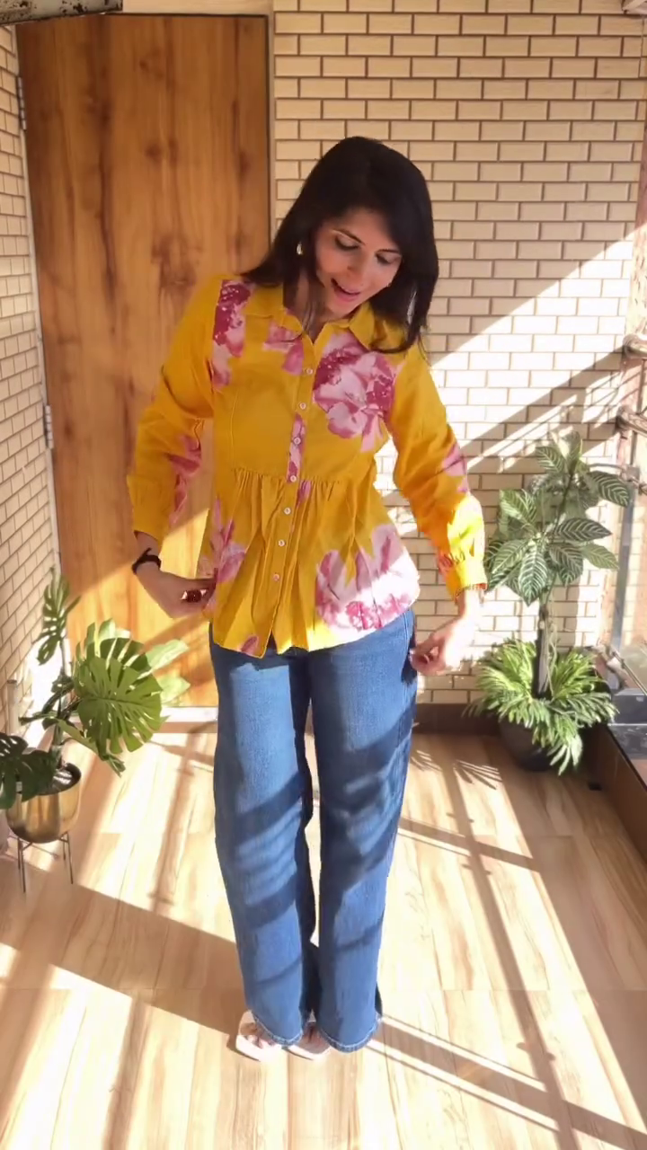 🌿 Effortless Botanical Chic: Statement Green Printed Shirt - Image 2