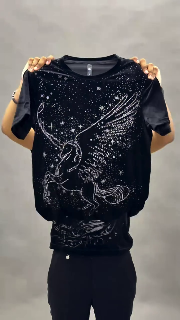 🖤 Crystal Eagle Graphic Tee – Bold Statement Streetwear