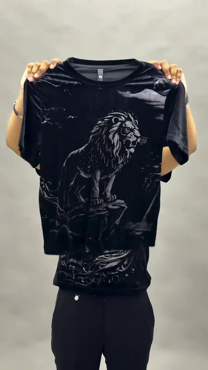 🖤 Crystal Eagle Graphic Tee – Bold Statement Streetwear - Image 5